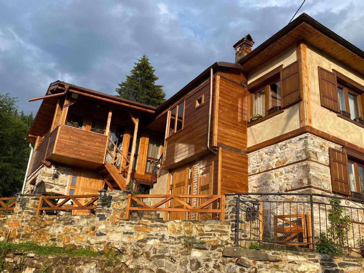 Villa Ahrida Szmoljan Kültér fotó